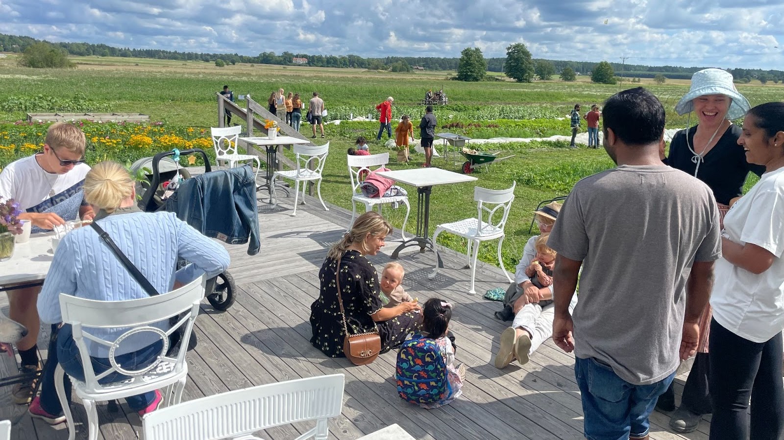 Trädgårdscaféet en självplockningsdag